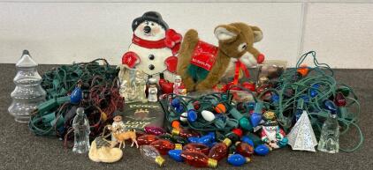 Christmas Decor!! Inlcuding Lights, Ordaments, Wall Decor, And More