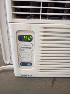LG Goldstar BG5200ER, a 5,200 BTU Window Air Conditioner With Side Panels