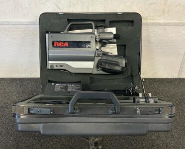 (1) Vintage RCA VHS Camcorder In Original Case
