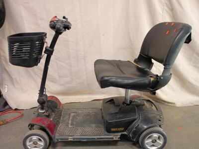 Pride Go Go Elite Traveller Mobility Scooter. Comes With Charger 34"x43"x20"