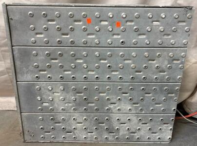 Freightliner Deckplate L 2&rsquo; 2&rdquo; W 2&rsquo; 6&rdquo;