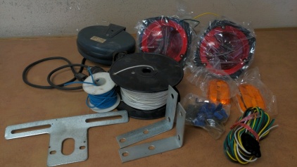 Trailer Light Kit - Retractable Extension Cord - Wire