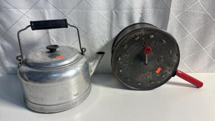 Vintage Country Store Pop-Corn Popper , Vintage kettle