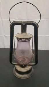 Vintage Dietz Hy-Lo Tubular Kerosene Lantern