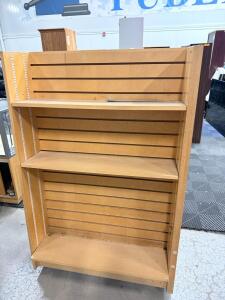 (1)Slatwall Gondola Display Unit- 57&rdquo;Hx37&rdquo;Wx29&rdquo;D