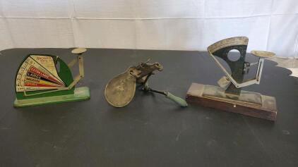 (2) Vintage Egg Scale And Vintage Cherry Pitter