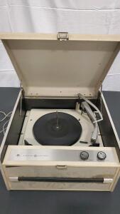 Vintage General Electric Portable Record Player