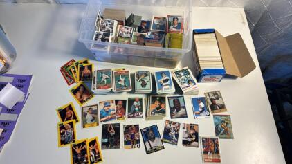 Tote Of Assorted Sports cards 1978 - 1998 , Baseball, Basketball, WCW Wrestling ,Well Over 500 Cards , Topps , Fleer , Upper Deck