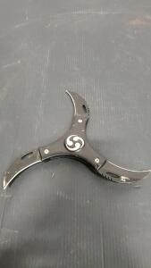 Folding Ninja Throwing Star Knife