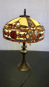 Stunning Vintage Tiffany Style Lamp 28.5"x17.5"