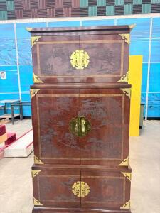Drexel Heritage Ming Treasure Collection Solid Walnut Asian Chinoiserie Style 41"