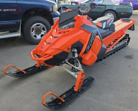 2016 POLARIS SNOWMOBILE - 4