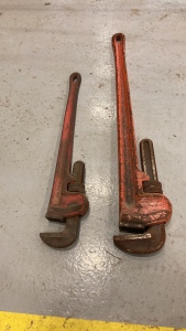 Pipe wrench