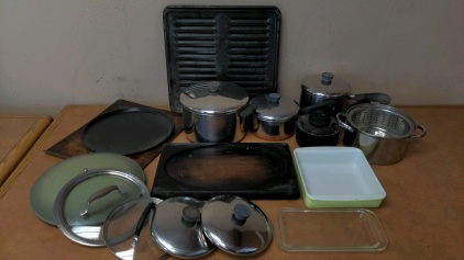 Pyrex & Other Cookware