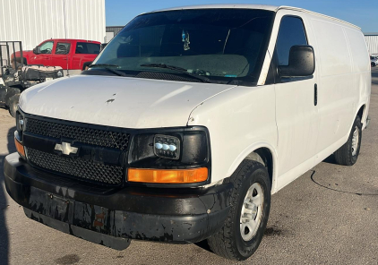 2008 CHEVROLET EXPRESS - AFTERMARKET STEREO
