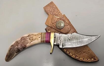 Damascus Steel Custom Hunting Knife W/ Leather Sheath