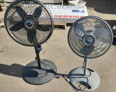 Lasko Pedestal Fan with 5 Blades & Oscillation, 16-inch Diameter