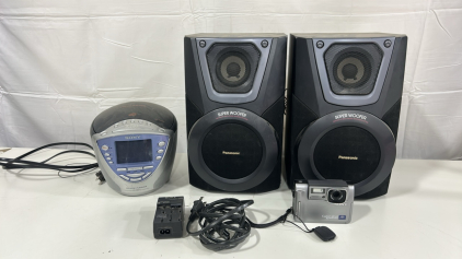 (2) Panasonic SB-AK25 Speaker (1) Sony ICF-CD853V Dream Machine Clock Radio (1) Sony Cyber-Shot DSC-F55 Camera W/ Battery And Charger