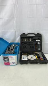 (1) Cobra DHC 2000 Welding And Cutting Torch Kit (1) Peerless Chain Light Truck Tire Cable # 0196955