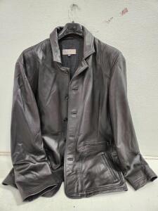 (1) Robert Comstock & Co 100% Black Leather Jacket