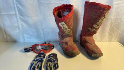 (1) Pair Of Size 9 DirtBike Boots (1) Pair Of Child Riding Gloves (1) Answer Googles (1) Coleman Ice Chest