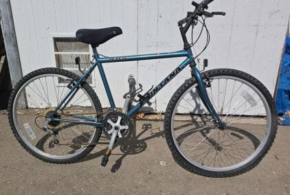 26"Montana KHS (Green) Bike