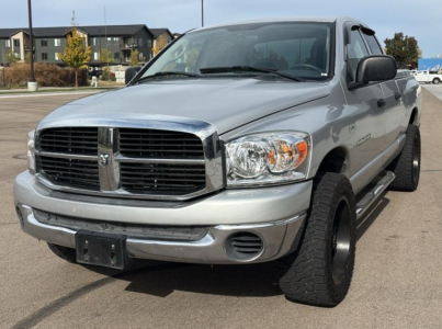 2007 DODGE 1500 - 4X4!