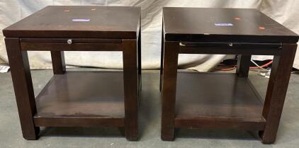 (2) Brown Wooden Endtables H 1&rsquo; 6&rdquo; W 1&rsquo; 6&rdquo; L 1&rsquo; 6&rdquo;