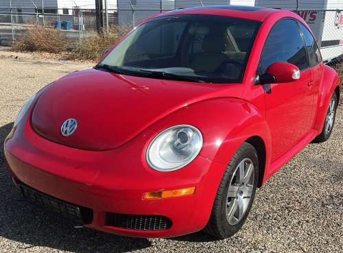2006 VOLKSWAGEN NEW BEETLE - DIESEL!