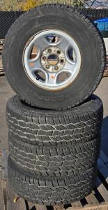 (4) Cooper Discoverer A/T&sup3; Tires - LT265/75R16 (All Mounted on Wheels)