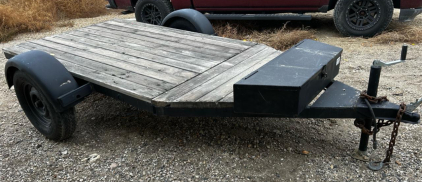(1) 12&rsquo; Bumper Pull Flat Deck Trailer