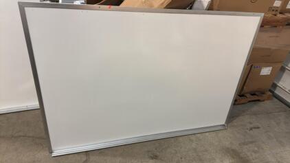 6&rsquo;x4&rsquo; White Dry Erase Board