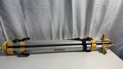 DEWALT Survivors Tri-Pod