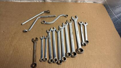 15 Snap-On Wrenches