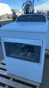 (1) Whirlpool Cabrio Electric Dryer -27&rdquo;L x26&rdquo;W x41&rdquo;H