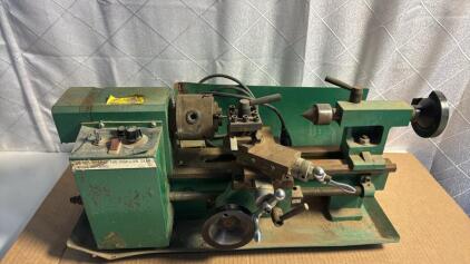 Small Bench Top Lathe