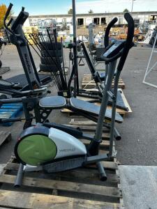 (1) Weslo Momentum 630 Elliptical Trainer