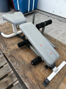 (1) TuffStuff Adjustable Weight Bench