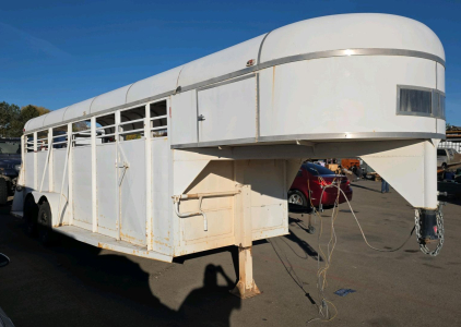 1979 HORSE TRAILER!