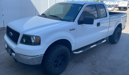 2005 Ford F-150 - 4x4 - Extended Cab!