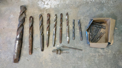 (25+) Assorted Sized Heavy Duty/ Regular Drill Bits