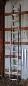 Unknown Brand 24' Sliding Extension Ladder