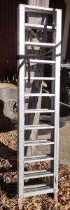 A 71"Hx 15"-45"W Aluminum Tri-Fold Loading Ramp