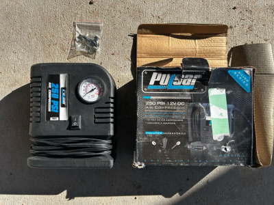 (1) Pulsar 250 Psi 12V DC Air Compressor