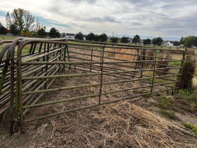 (2) 16&rsquo;x5&rsquo; 6-Rail Galvanized Steel Panel (Green)