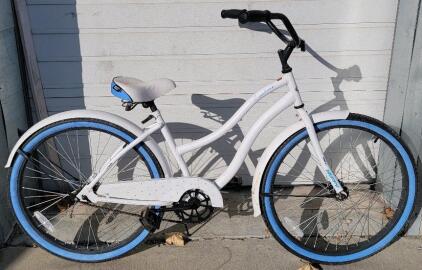 26" Huffy Cranbrook Cruiser Bike, white