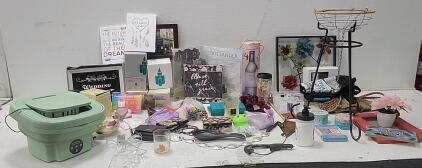 (1) Candle Set (6) Wall decor & Alot More