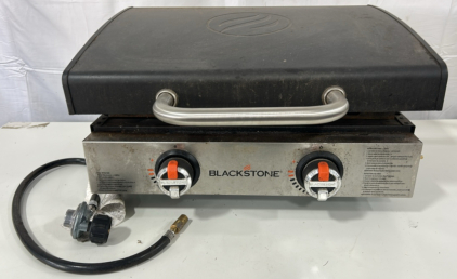 (1) Blackstone 22-inch Tabletop Griddle W/ A Hood