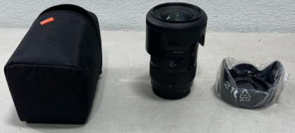 Sigma 18-35mm F 1.8 DC 72 HSM Art Canon EF Mount Lens | Caps, hood, and case (Please Read Description)+/$550 Value