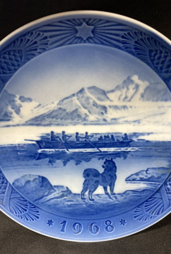 Royal Copenhagen Christmas Plate - 1968 "The Last Umiak"